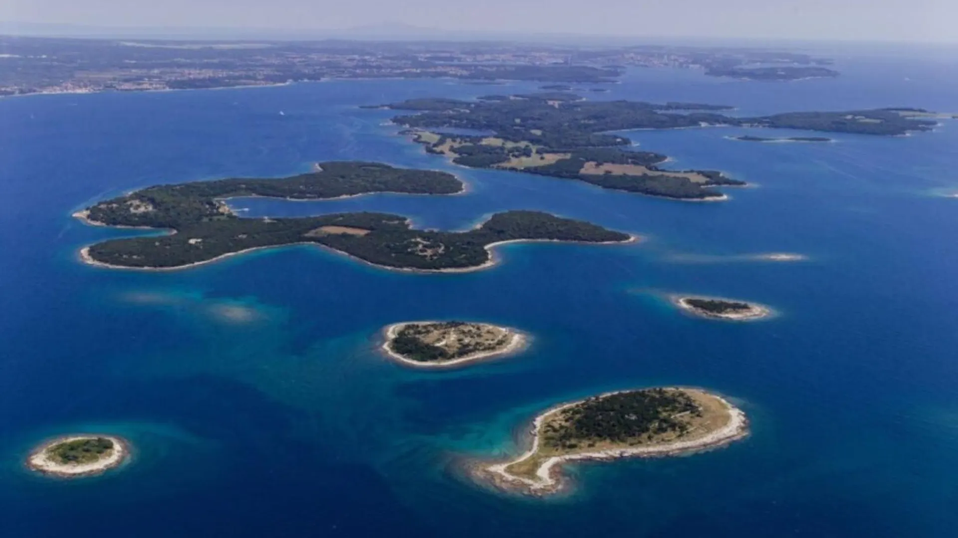 Spacious Flat With Pool Just 300M From The Beach Fazana 0*,  Croatia