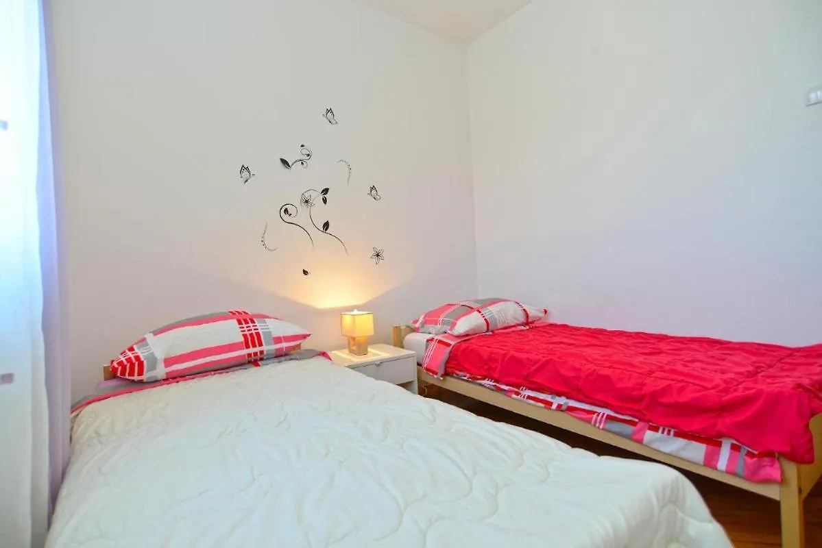 Spacious Flat With Pool Just 300M From The Beach Fazana 0*,  Croatia